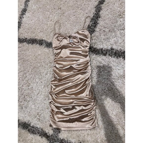That’s So Fetch Gold Mini Dress - Picture 1 of 3